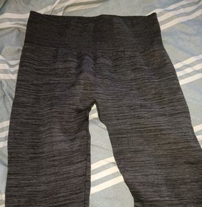 black and Grey (2 separate pairs of leggings) *SELLING TOGETHER FOR ONE PRICE*